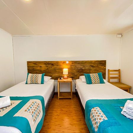 Hostal Reymer Patagonia Пуерто Наталес Екстериор снимка