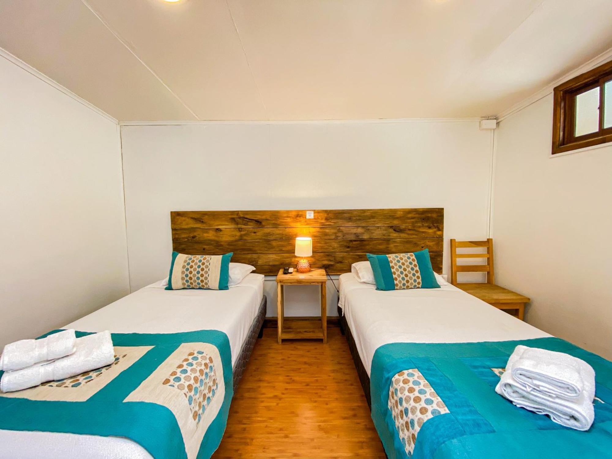 Hostal Reymer Patagonia Пуерто Наталес Екстериор снимка